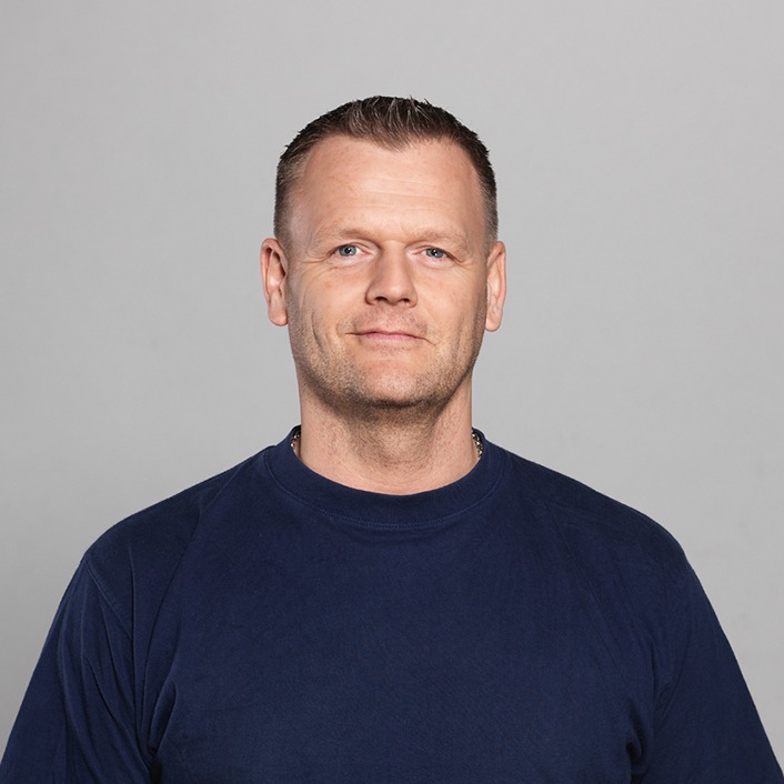 Per-Arne Eriksen Opland jobber i hos Konsis som digitaltrykker